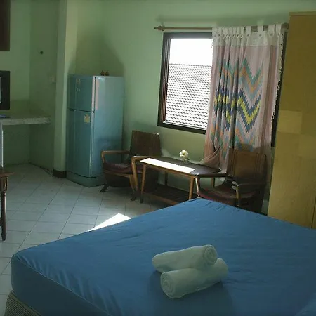 Apartment At Ease *