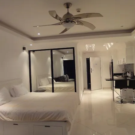 Hotel Vtsix At View Talay 6