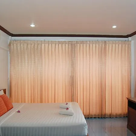Aparthotel Greenvale Serviced *
