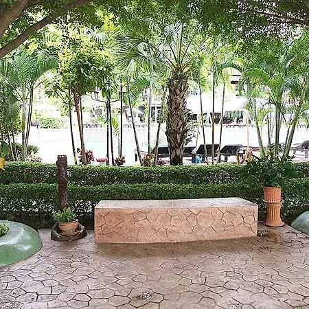 Apartment Wongamat Privacy 2 Bedroom 85sqm Pattaya