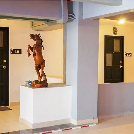 Khunsri Art Boutique