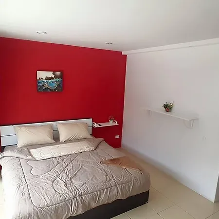 Guest house Retox Hotel 2*