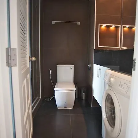 Luxury Seaview Studio In Central Pattaya
