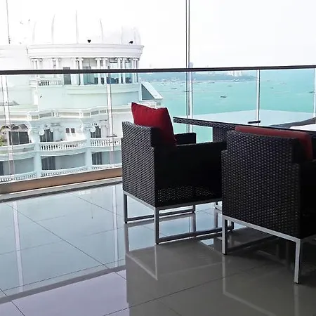 Wong Amat Tower