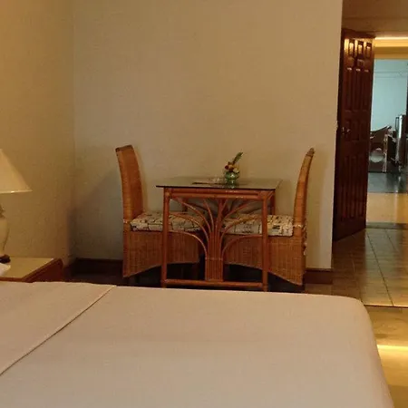 โรงแรม Markland Seaside 3*