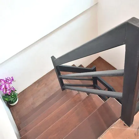 Guest house Seedling House Pattaya