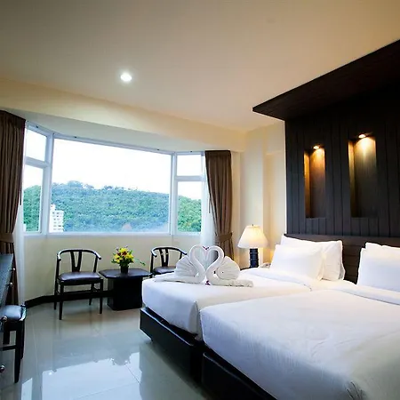โรงแรม Suncity 4*