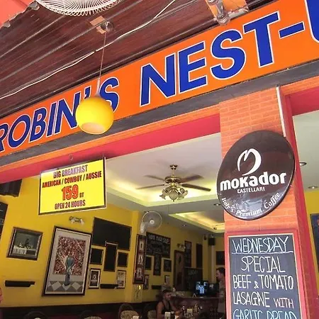 Robin's Nest & Restaurant Pattaya