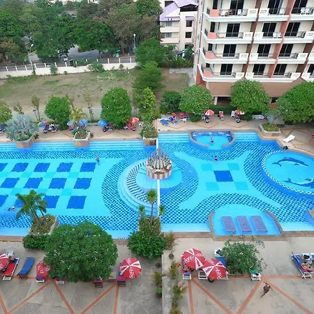 Hotel Lek 3*