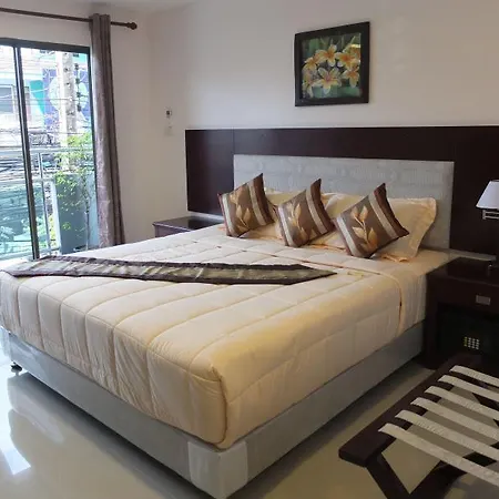 Hotel Chaplin 3*