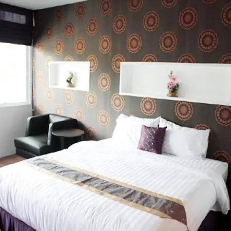 J.p.s.guest House ที่พักพร้อมอาหารเช้า *