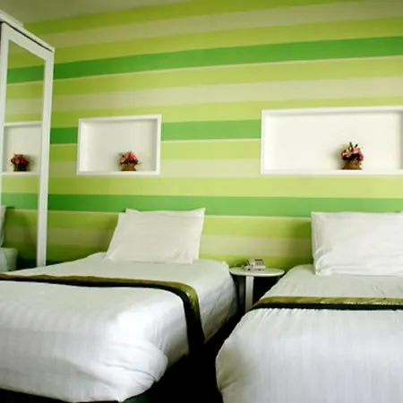 ที่พักพร้อมอาหารเช้า J.p.s.guest House