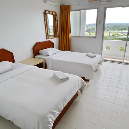 Ruenthip โรงแรม 4*