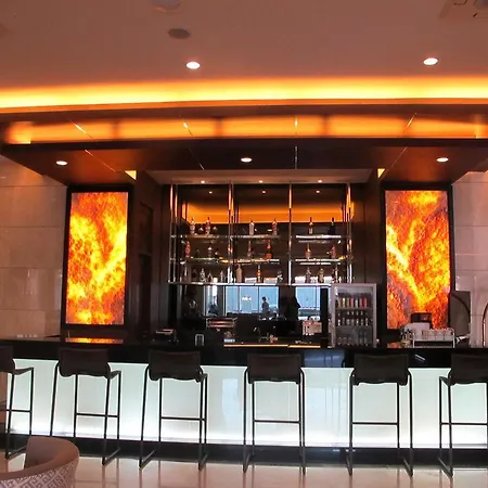March Hotel