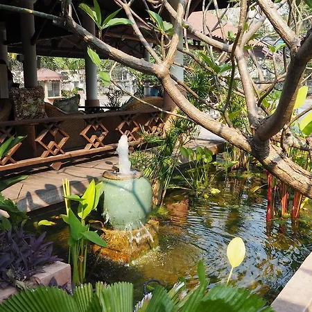 Loma & Resort