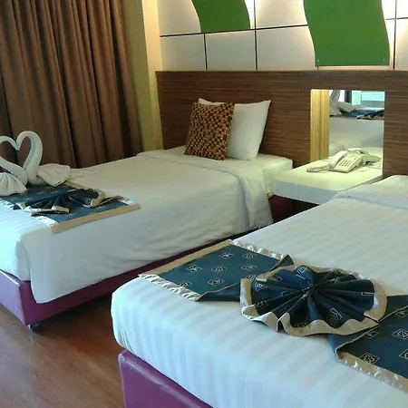 โรงแรมซีซาร์ พาเลซ 4* Pattaya