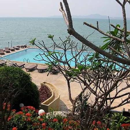 Golden Cliff House 3* Pattaya