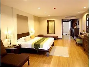 The Heritage Beachfront Resort Pattaya