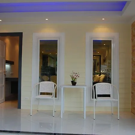 Sirikarn & Luxury โรงแรม Pattaya