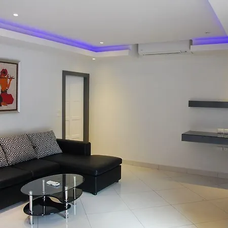Sirikarn & Luxury โรงแรม 3*