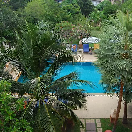 Sirikarn & Luxury โรงแรม