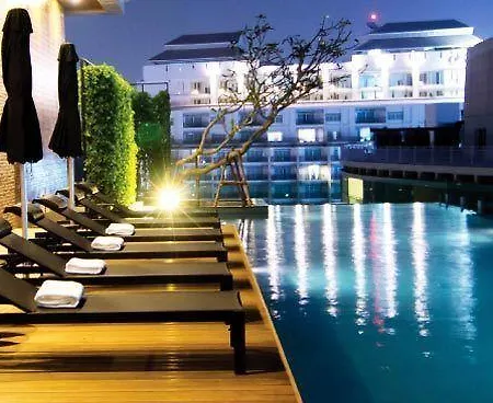 Seven Zea Chic โรงแรม Pattaya