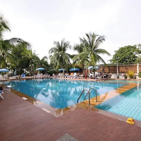 Twin Palms Pattaya, Sha Extra Certified โรงแรม Pattaya