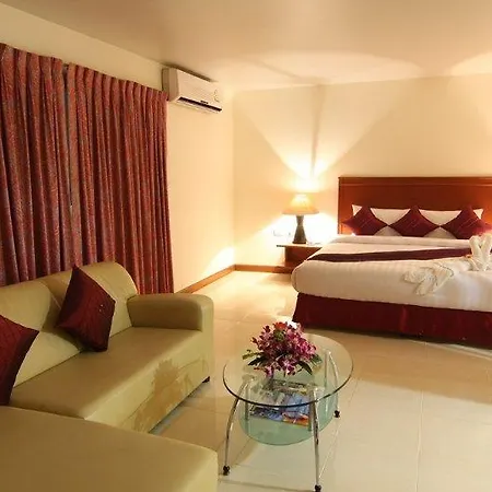 Eastiny โรงแรม 4*
