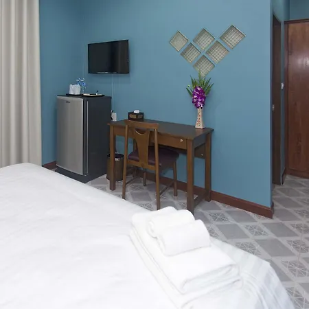 Garden Boutique Inn 3*