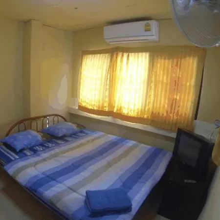 Guest house Nuan Cofe & Pattaya