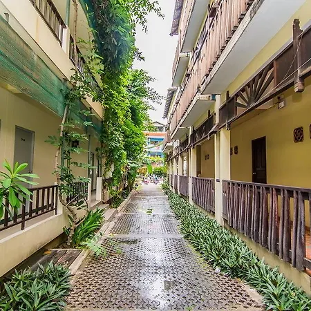Hotel Sutus Court 3