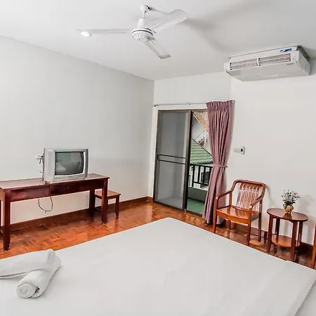 Hotel Sutus Court 3 3*