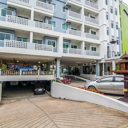Sutus Court 3 Hotel