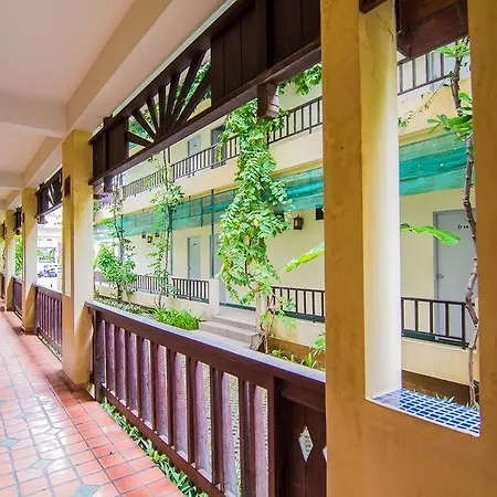 Sutus Court 3 Hotel Pattaya