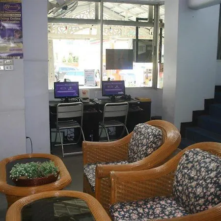 Hotel Sawasdee 2*