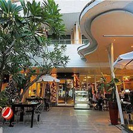 Hotel Baboona Beachfront Living 3*