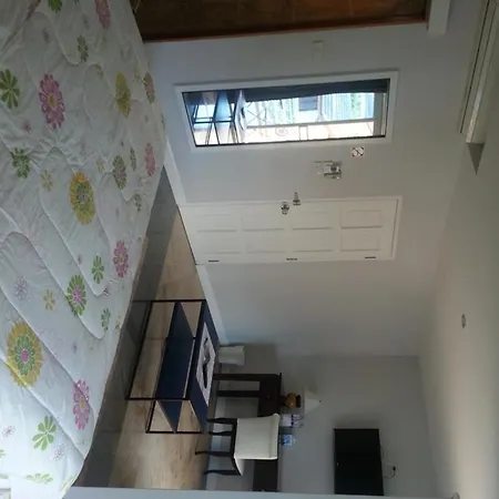 Yiasu Apartment