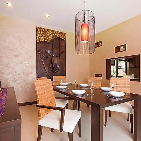 Villa Majestic 67 *