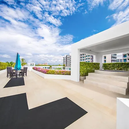 Villa Hollywood Pool Jomtien *