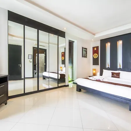 Villa Hollywood Pool Jomtien Pattaya