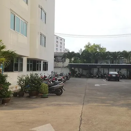 Vcc Condominium Apartment *