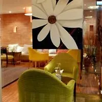 Hotel Baboona Beachfront Living 3*