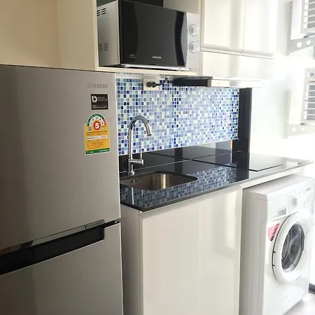 The Embassy City Apartment *