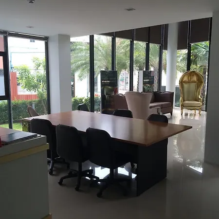 The Embassy City Apartment
