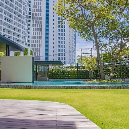 Apartment Baan Plai Haad Condominium