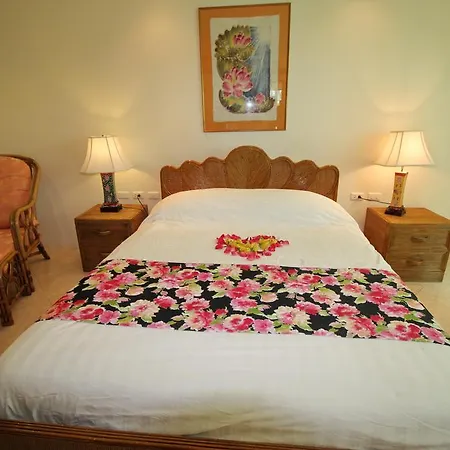 Hotel Butterfly Garden Boutique Residence: Luxury With Baths 4*