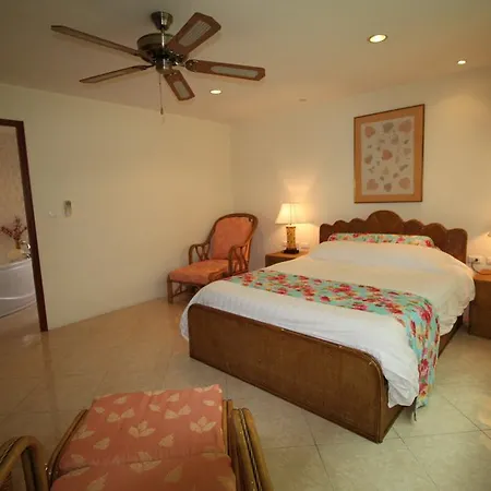 Aparthotel Butterfly Garden Boutique Residences: Luxury & With Full Amenities