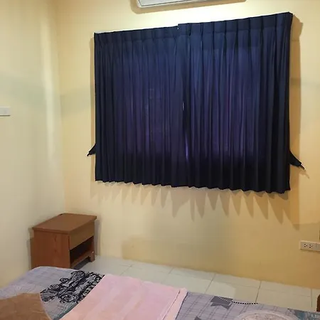 Holiday home Regal Hope 1 *