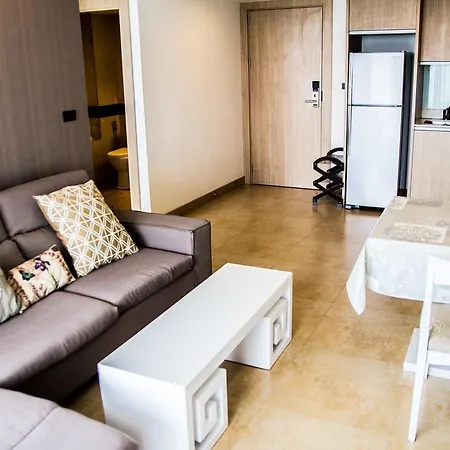 The Cliff Apartment *