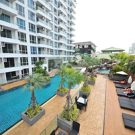 Apartment The Cliff Condominium By Mako Siam *